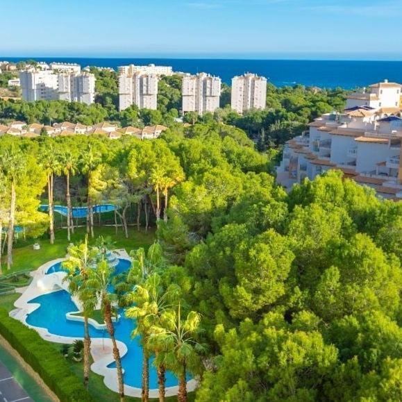 Apartment In Campoamor Overlooking The Swimming Pool Exterior foto