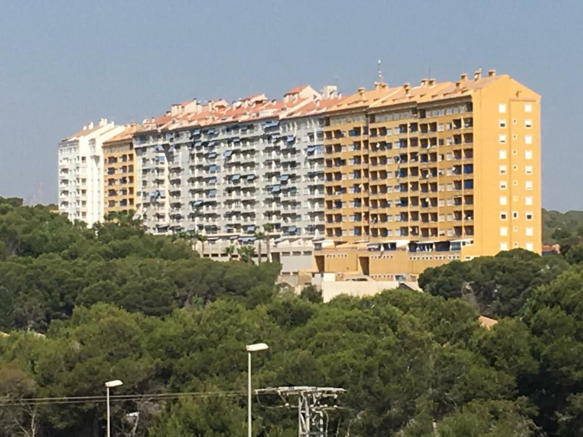 Apartment In Campoamor Overlooking The Swimming Pool Exterior foto